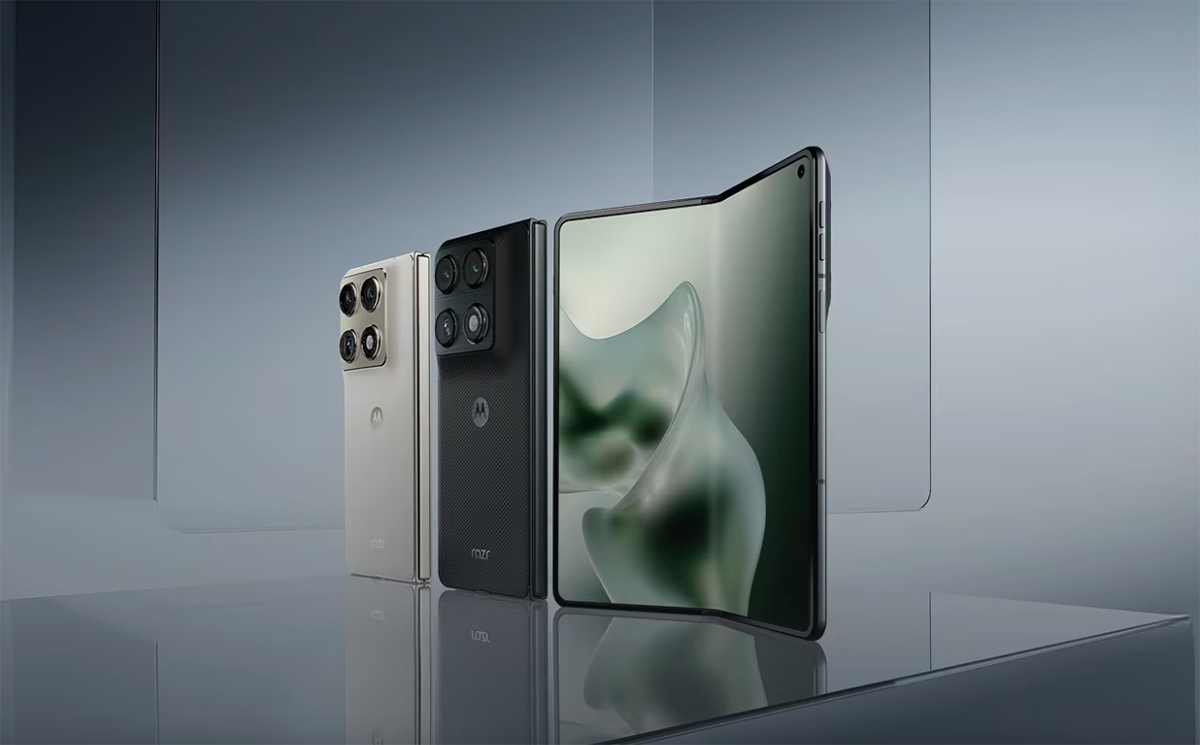 期待】折りたたみスマホ「motorola razr fold」海外発表！専用
