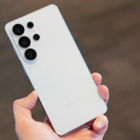 世界初！空冷×液冷搭載ゲーミングスマホ「REDMAGIC 11 Pro」グローバル