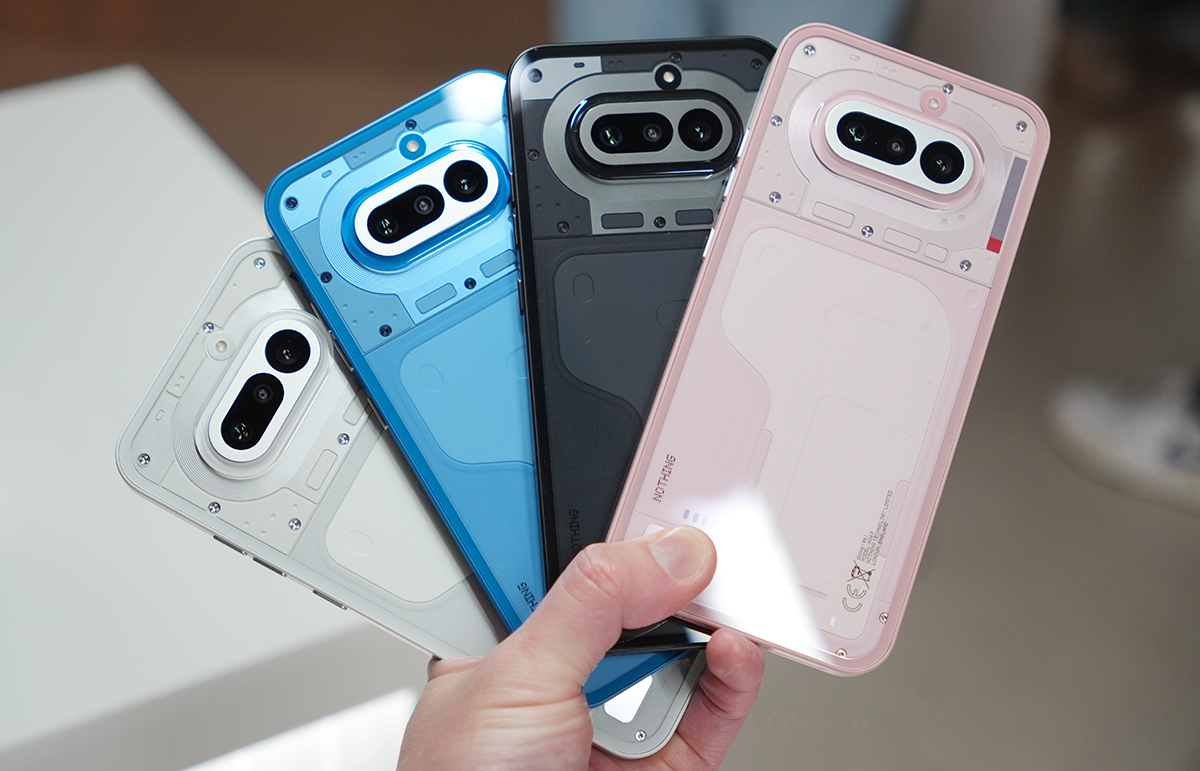 Nothing Phone (4a)」実機キタ。最新ミドルを手にとって感じたこと